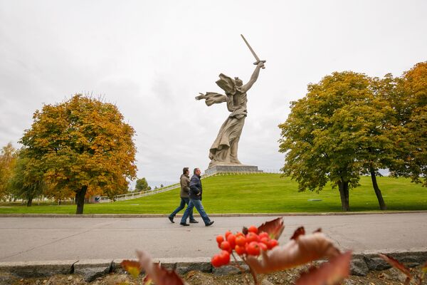 تمثال الوطن الأم، فولغوغراد - سبوتنيك عربي