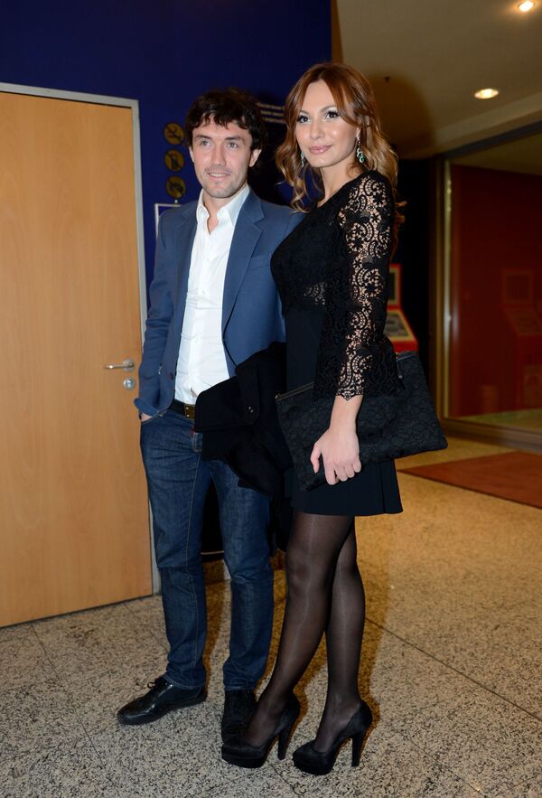 لاعب كرة قدم الروسي يوري جيركوف وزوجته إنّا - سبوتنيك عربي