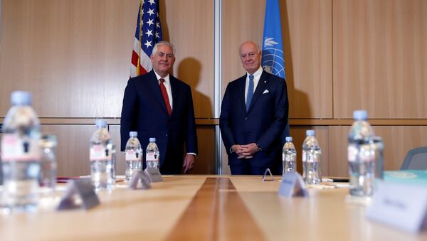 وزير الخارجية الأمريكي يجري مباحثات مع  المبعوث الأممي الخاص إلى سوريا - سبوتنيك عربي