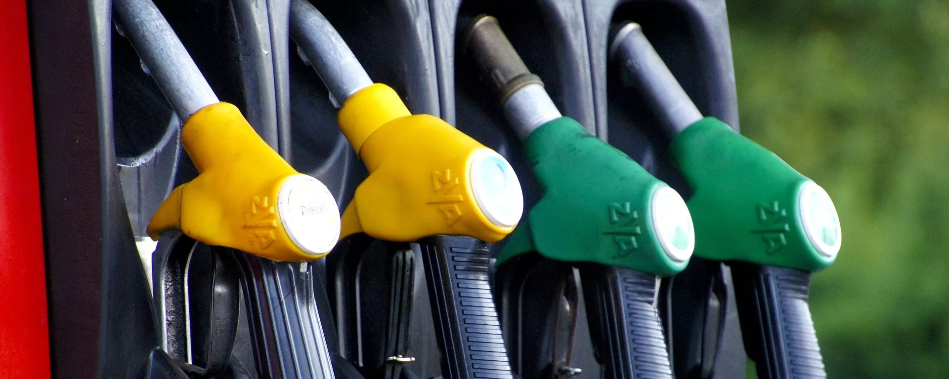 محطة وقود - سبوتنيك عربي, 1920, 31.10.2022