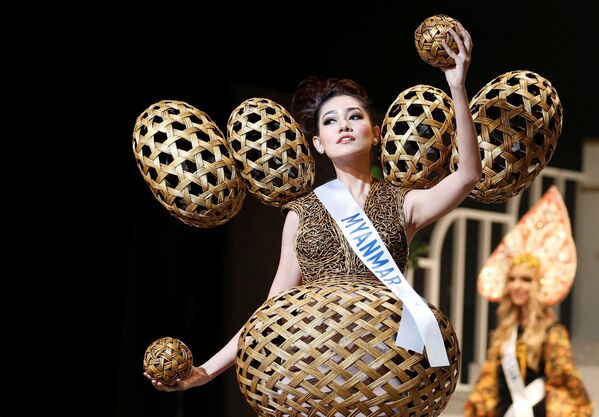 ملكة جمال ميس انترناشنال 2017 في طوكيو، اليابان 14 نوفمبر/ تشرين الثاني 2017 - ممثلة ميانمار ساو وون وادي - سبوتنيك عربي