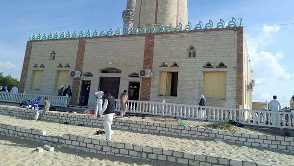 مسجد الروضة في منطقة بئر العبد غرب العريش - سبوتنيك عربي