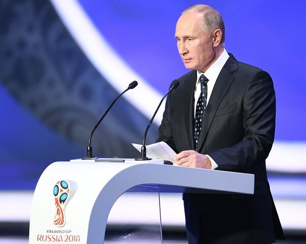 بوتين يفتتح قرعة كأس العالم بوتين يفتتح قرعة كأس العالم - سبوتنيك عربي