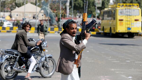 مسلح تابع لجماعة أنصار الله في اليمن - سبوتنيك عربي