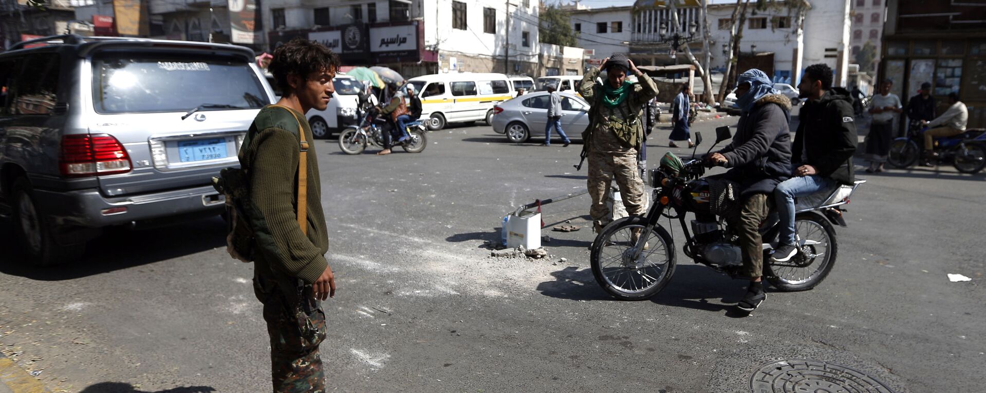  الوضع بعد مقتل الرئيس اليمني السابق علي عبدالله صالح في صنعاء، اليمن 4 ديسمبر/ كانون الأول 2017 - سبوتنيك عربي, 1920, 15.06.2022
