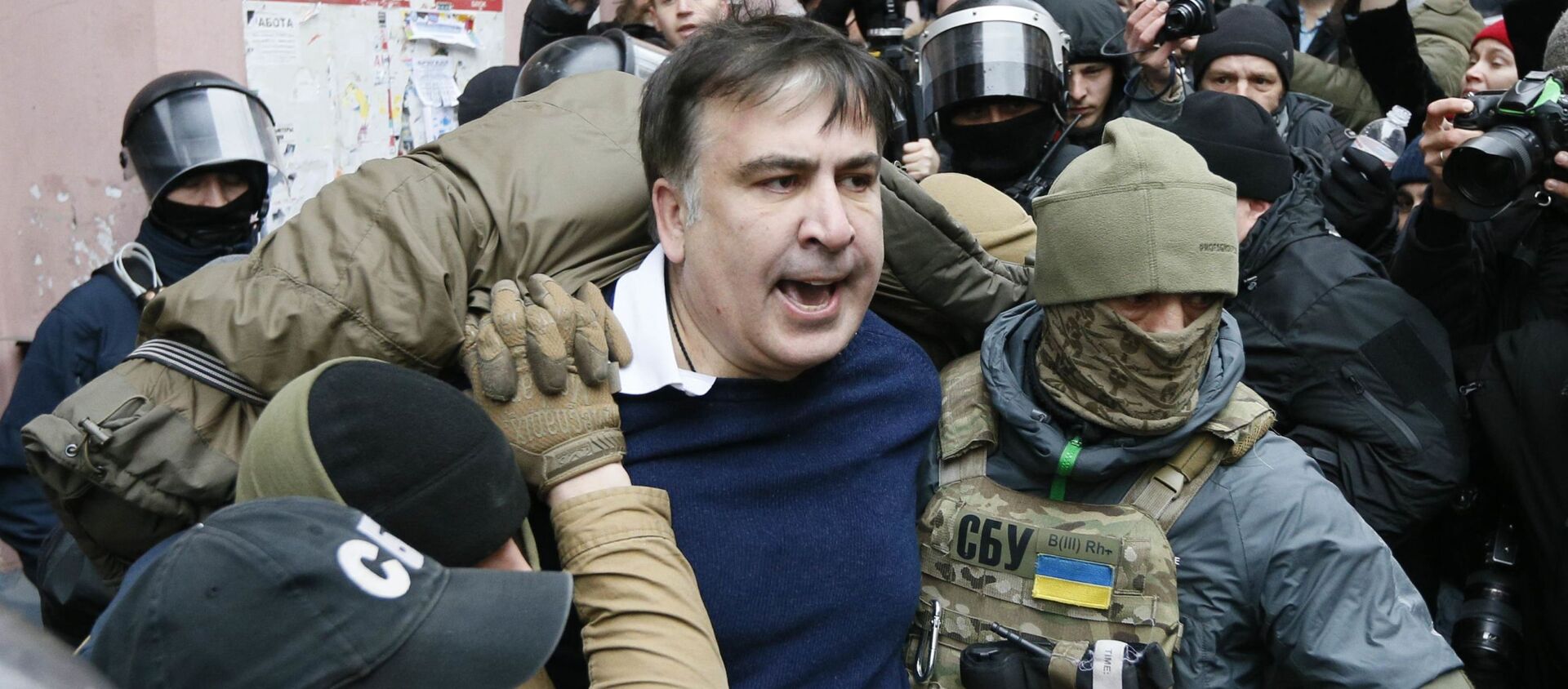 القبض على الرئيس الجورجي السابق ميخائيل ساكاشفيلي في كييف، أوكرانيا 5 ديسمبر/ كانون الثاني 2017 - سبوتنيك عربي, 1920, 01.10.2021
