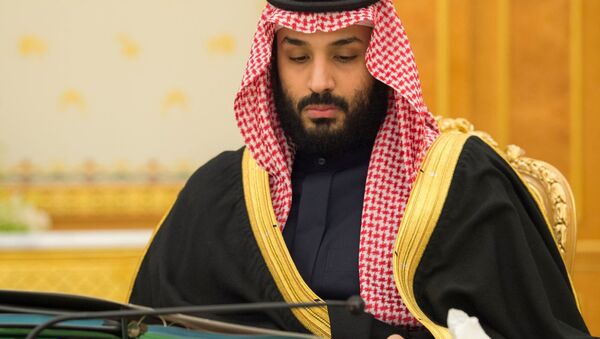 ولي العهد السعودي الأمير محمد بن سلمان خلال جسلة لمجلس الوزراء السعودي وأول تعليق بعد مقتل علي عبد الله صالح في الرياض، السعودية 5 ديسمبر/ كانون الأول 2017 - سبوتنيك عربي