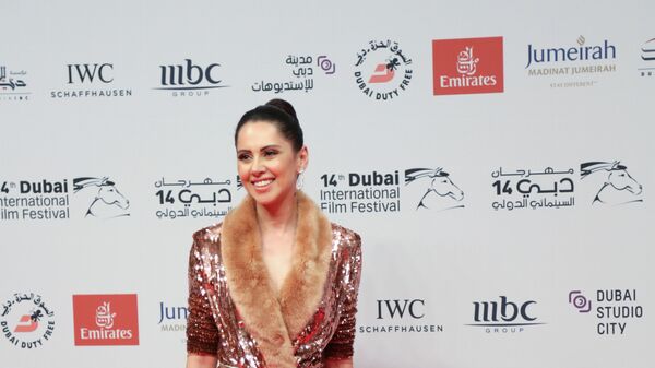 الممثلة المصرية ياسمين رئيس في افتتاح مهرجان دبي السينمائي الدولي الـ 14 في6 ديسمبر /كانون الأول 2017 - سبوتنيك عربي