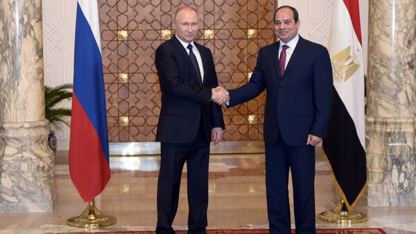 الرئيس الروسي فلاديمير بوتين والرئيس المصري عبد الفتاح السيسي - سبوتنيك عربي