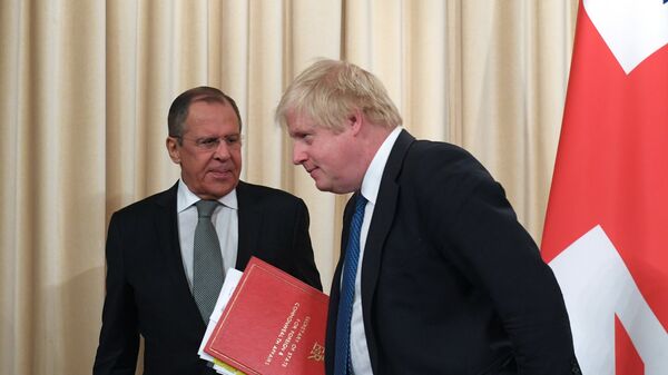 مباحثات وزير الخارجية الروسي سيرغي لافروف مع نظيره البريطاني بوريس جونسون في موسكو، 22 ديسمبر 2017 - سبوتنيك عربي