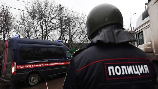 الشرطة الروسية من موقع الحدث - إطلاق نار واحتجاز رهائن في شركة جنوب موسكو، روسيا 27 ديسمبر/ كانون الأول 2017 - سبوتنيك عربي