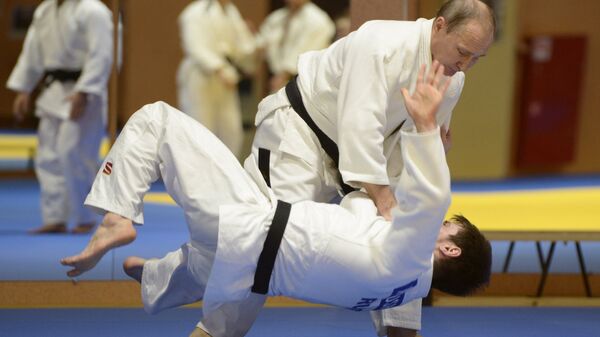 بوتين يمارس رياضة الجودو  - سبوتنيك عربي