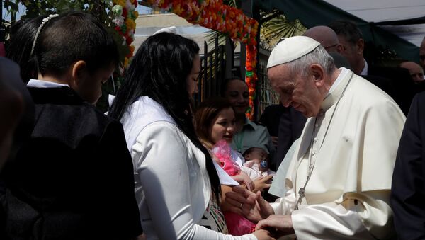 البابا فرنسيس في زيارته لتشيلي - سبوتنيك عربي