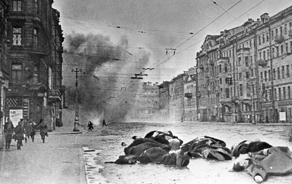 نيفسكي بروسبيكت بعد القصف المدفعي الألماني النازي، لينينغراد - سبوتنيك عربي