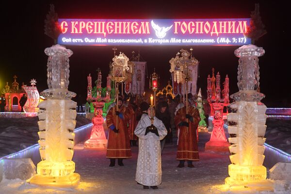 الاحتفال بعيد الغطاس في مختلف أنحاء روسيا - تتارستان - سبوتنيك عربي