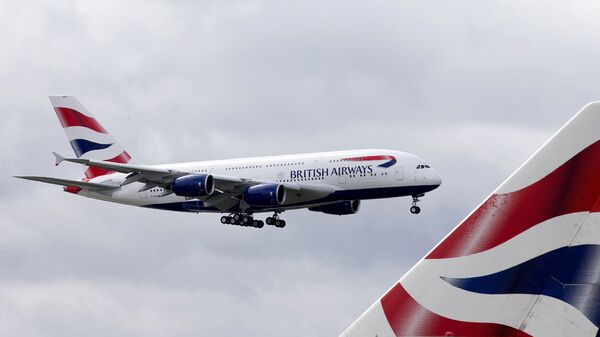 A British Airways Airbus A380 lands at Heathrow Airport in London on July 4, 2013. British Airways is the first UK airline to take delivery of the A380 and the first long-haul flight will be to Los Angeles on September 24, 2013 - سبوتنيك عربي