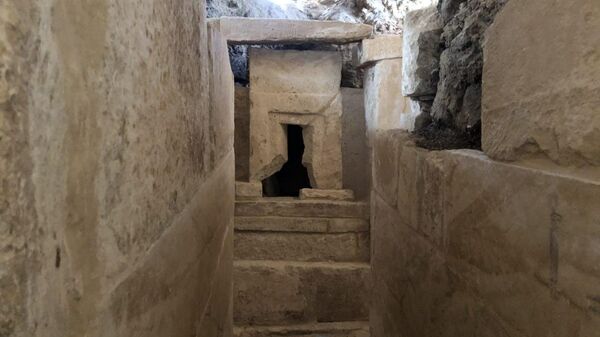 اكتشاف مقبرة أثرية لسيدة يعود تاريخها لأكثر من 4400 سنة في مصر  - سبوتنيك عربي