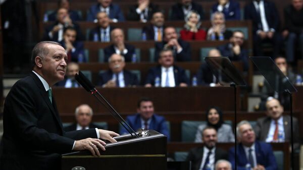 الرئيس التركي رجب طيب إردوغان يلقي خطاب أمام البرلمان التركي - سبوتنيك عربي