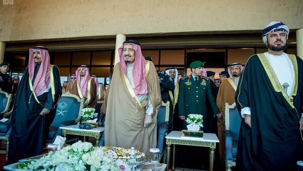 الملك سلمان أثناء حفلة افتتاح المهرجان الوطني للتراث والثقافة في الجنادرية - سبوتنيك عربي
