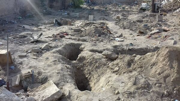 مقبرة فوق أخرى لليهود سحقها داعش في الموصل - سبوتنيك عربي