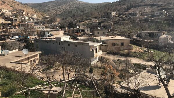 بلدة جنديرس في قرية خالطان في ضواحي عفرين شمال سوريا - سبوتنيك عربي