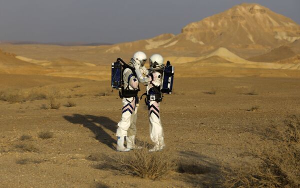 إسرائيل تجري محاكاة للعيش على المريخ في صحراء النقب - سبوتنيك عربي