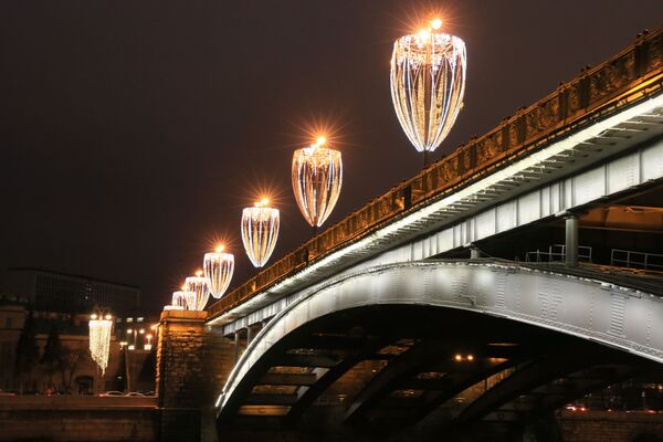 جسر بولشوي كاميني (الحجري الكبير) في موسكو - سبوتنيك عربي