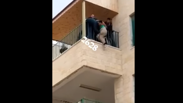 طالبة أردنية تحاول الانتحار بسبب فصلها من الجامعة - سبوتنيك عربي