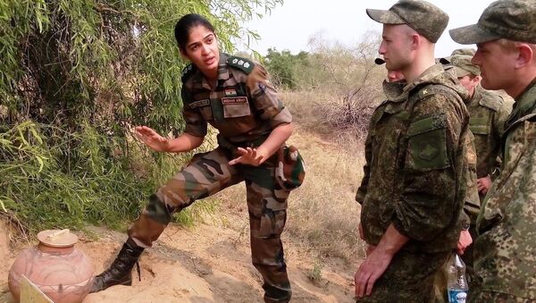 ضابطة في الجيش الهندي، 2015 - سبوتنيك عربي