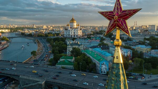 نجمة برج فودوفوزنوي في ساحة الكرملين موسكو - سبوتنيك عربي