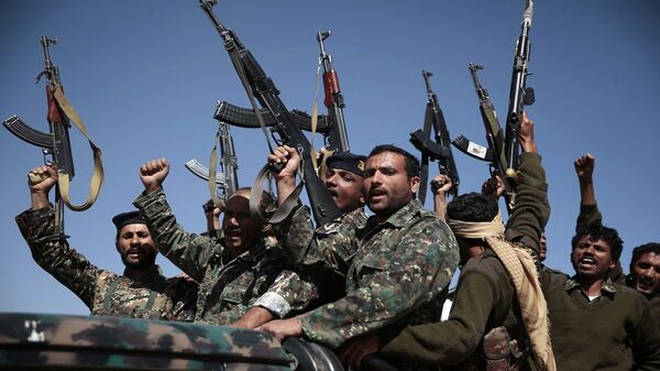 مسلحو جماعة أنصار الله في اليمن - سبوتنيك عربي