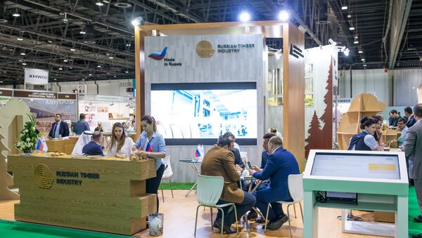 ناقشت روسيا والإمارات العربية المتحدة آفاق تصدير منتجات صناعة الأخشاب الروسية - سبوتنيك عربي