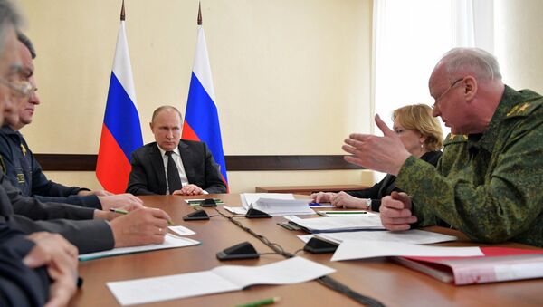 بوتين خلال الاجتماع في كيميروفو - سبوتنيك عربي