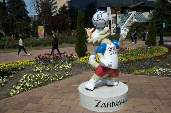تمثال زابيفاكا تميمة كأس العالم 2018 - سبوتنيك عربي