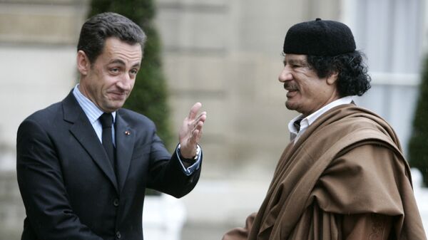 نيكولاي ساركوزي والعقيد معمر القذافي - سبوتنيك عربي