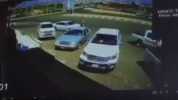 سعودي يقتل رجلا بسيارته ويهرب - سبوتنيك عربي