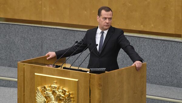 دميتري مدفيديف يلقى كلمة أمام مجلس النواب الروسي قبل تصويت لاختيار رئيس الوزراء، 8 مايو/أيار 2018 - سبوتنيك عربي