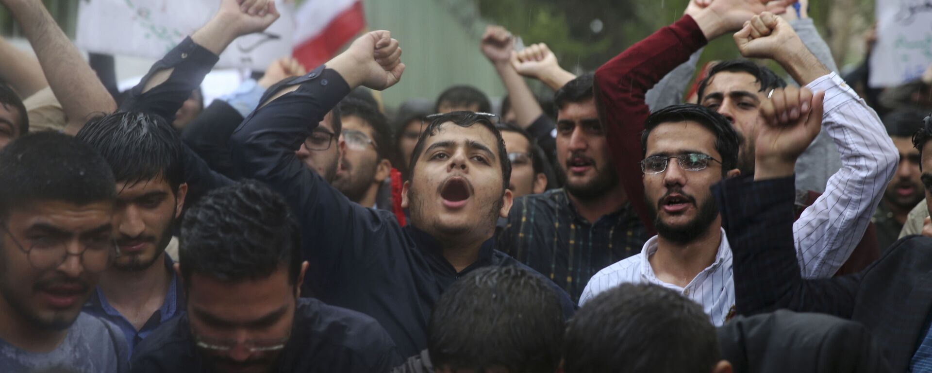 احتجاجات في طهران بعد خروج دونالد ترامب من صفقة الاتفاق النووي مع إيران، 9 مايو/ أيار 2018 - سبوتنيك عربي, 1920, 17.07.2021