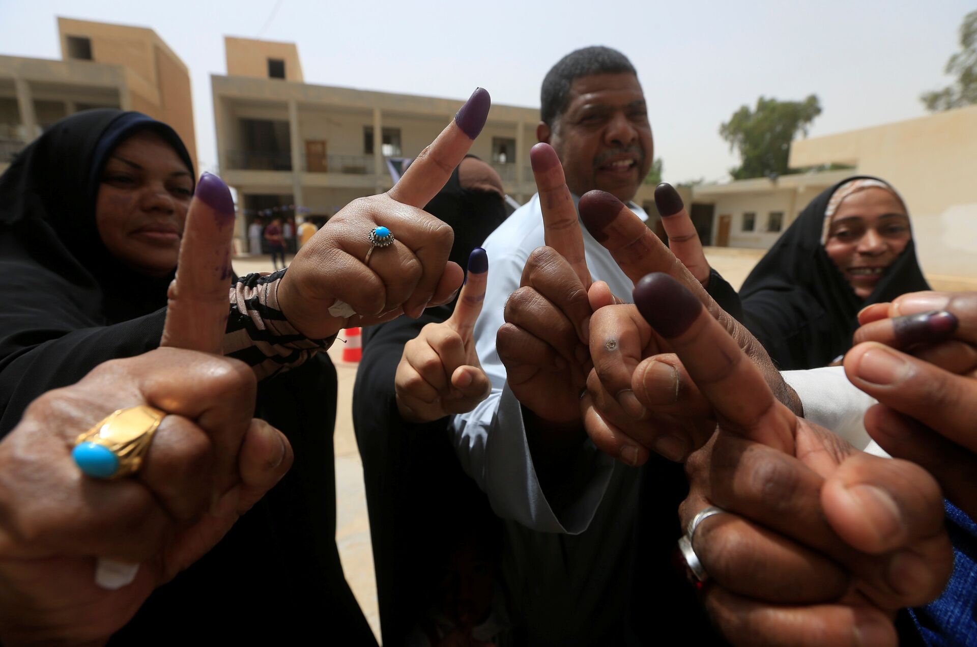 بغداد: موعد الانتخابات البرلمانية حتمي ولا رجعة فيه  - سبوتنيك عربي, 1920, 18.04.2021