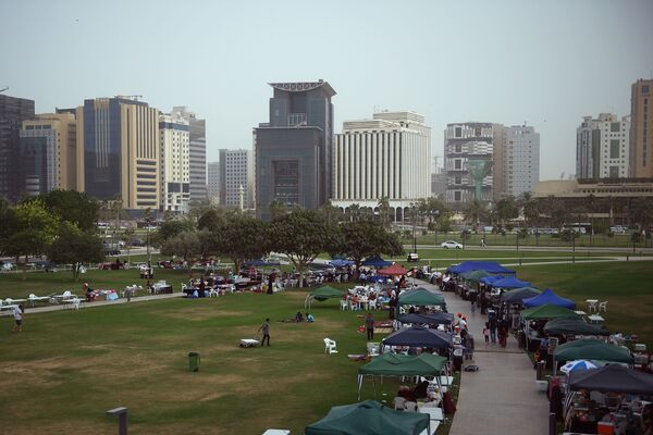 سوق تجاري بالقرب من متحف الفن الإسلامي في الدوحة - سبوتنيك عربي