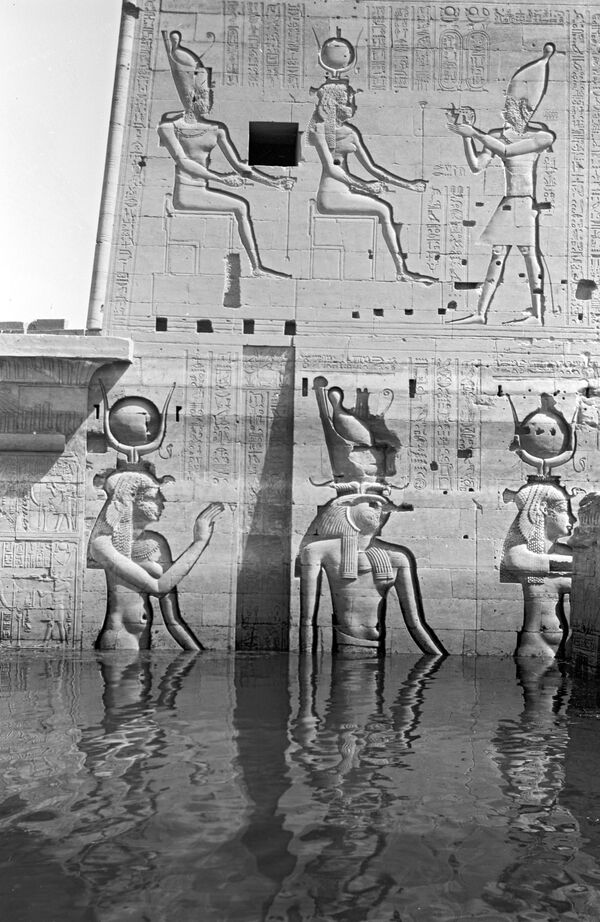 معبد الآلهة حتحور في مصر معبد الآلهة حتحور في مصر - سبوتنيك عربي