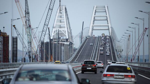 افتتاح ممر للسيارات على جسر القرم، روسيا - سبوتنيك عربي