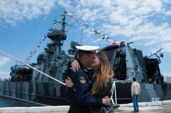 الاحتفال بالذكرى الـ 235 لتأسيس أسطول البحر الأسود فيسيفاستوبل، القرم، روسيا - سبوتنيك عربي