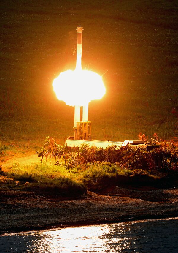 إطلاق صاروخ من نظام صاروخي ساحلي جديد باستيون، والذي دخل في خدمة الجيش في عام 2016، ضمن القوات الساحلية التابعة لأسطول المحيط الهادئ الروسي - سبوتنيك عربي