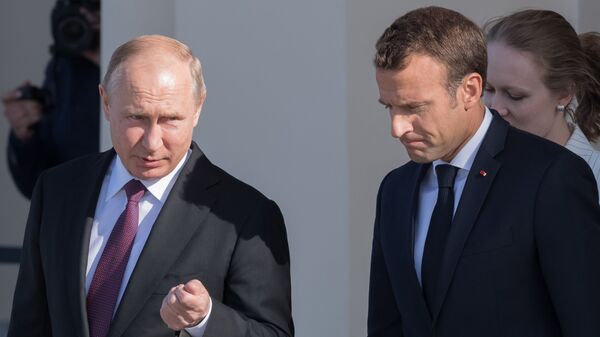 الرئيس الروسي فلاديمير بوتين يلتقي الرئيس الفرنسي إيمانويل ماكرون - سبوتنيك عربي