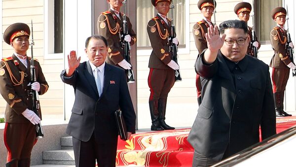 اللقاء الثاني لزعيم كوريا الشمالية كيم جونغ أون ورئيس كوريا الجنوية مون جيه-إن، 26 مايو/ أيار 2018 - سبوتنيك عربي