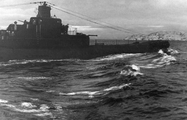 الغواصة كا-21 التابعة للأسطول الشمالي للاتحاد السوفيتي، خلال الحرب الوطنية العظمى (1941-1945)، الصورة تعود إلى 5 يوليو/ تموز 1942 - سبوتنيك عربي