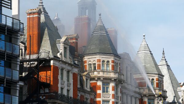 نشوب حريق في فندق مندرين اورينتال وسط لندن - سبوتنيك عربي