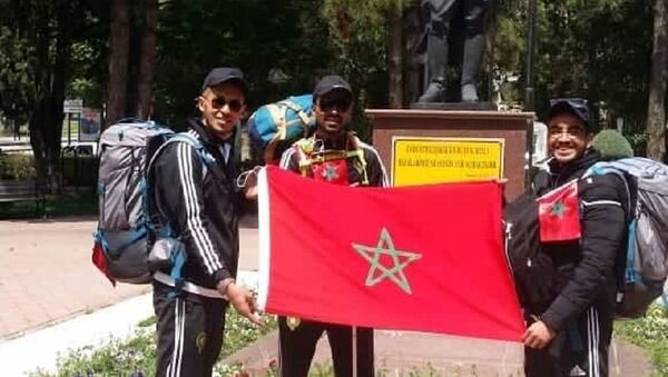 الكفيف المغربي عبد الخالق الإدريسي سيرا على الأقدام من بلده إلى روسيا - سبوتنيك عربي