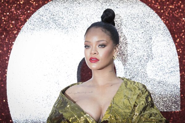 المغنية Rihanna  في حفل العرض الأول لفيلم Ocean's 8 في لندن، إنجلترا 13 يونيو/ حزيران 2018 - سبوتنيك عربي